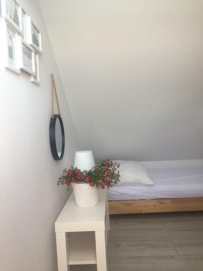 Apartament Julia Karwia Exterior photo